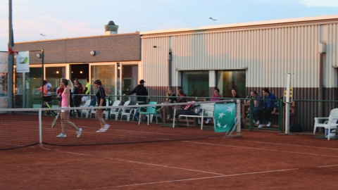 TCZ'ers Meet Start To Tennissers 2019 W (19)