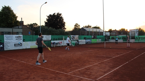 TCZ'ers Meet Start To Tennissers 2019 W (20)