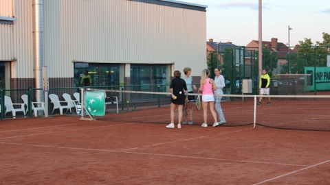 TCZ'ers Meet Start To Tennissers 2019 W (24)